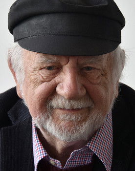 Josef Jařab as Himself