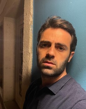 Halil İbrahim Yılmaz as Necati