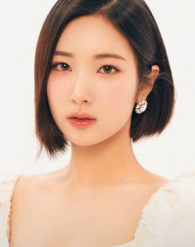 Kim So-hee as Lee Soon Yi