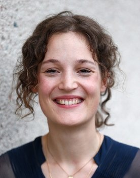Vicky Krieps Photo