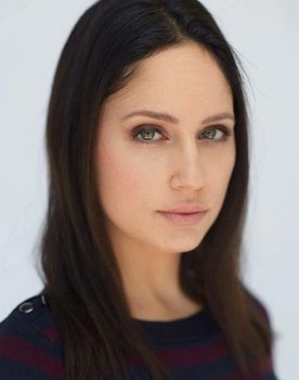 Catherine Antaki as Caroline Valois