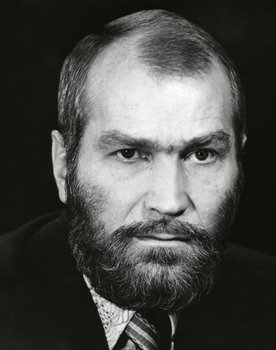 Mikk Mikiver as Hinckus