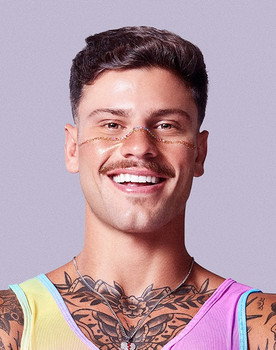 Gabriel Veiga as Self