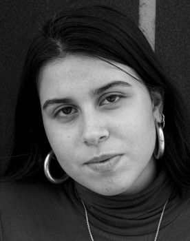 Laura Taltavull as Voice over