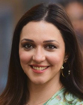 Nauheed Cyrusi
