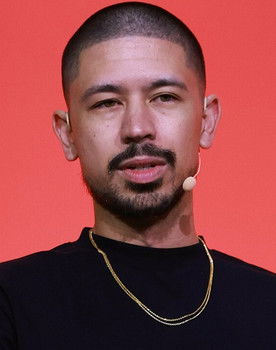 Noel Miller as Noel Miller