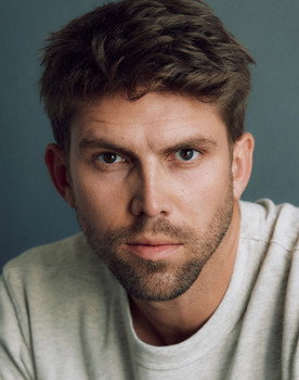 Matthew Holcomb as Payson