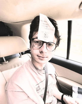 Éloi Arcand as l'homme sous la douche