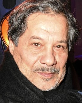 Mostefa Djadjam as Raqi