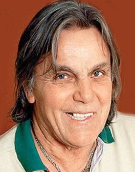 Dragomir Stanojević as Siledžija