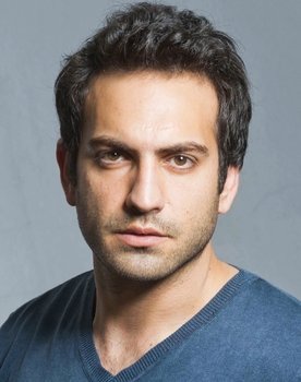 Buğra Gülsoy as Berat