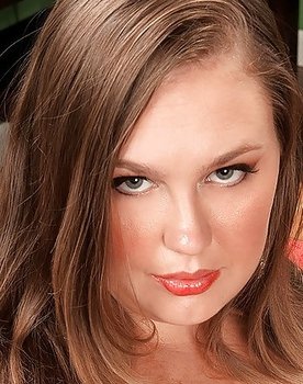 Voluptuous Xtra 13