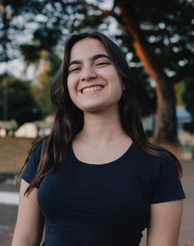 Malu Kill as Repórter