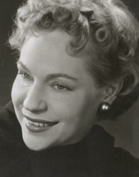 Lídia Vani as Isaura