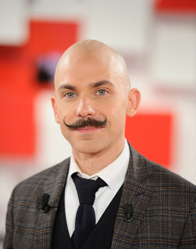 Viktor Vincent as 