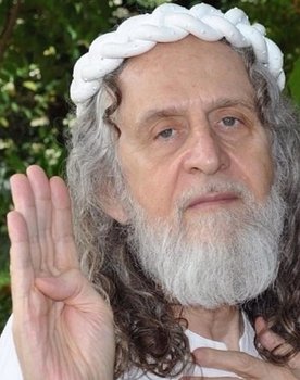 Inri Cristo as 