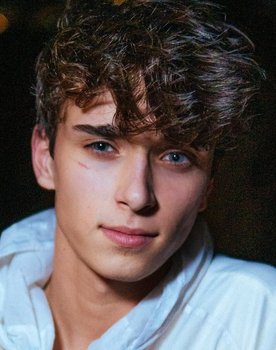 Josh Richards