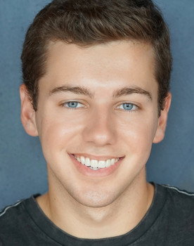 Evan Brinkman as Sam Stein