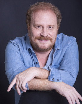 Christian Tappan as Gonzalo Gaviria