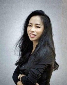 Sophia Huang as 演员