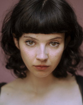 Andrea Vass as Olivia