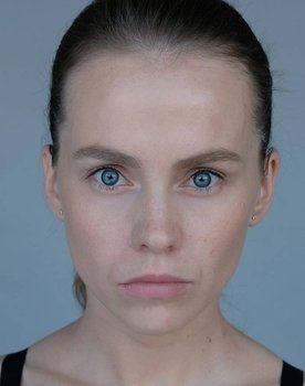 Viktoriya Tokareva as Искра