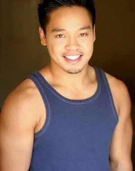 Jon Valera as Guard #4