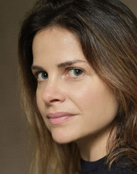 Florence Massonneau as Lisa