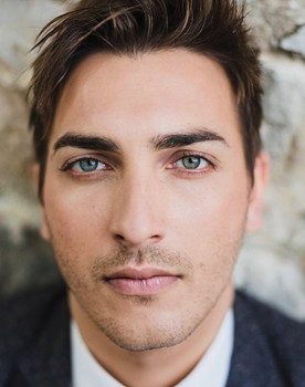 Andrea Baglio as La Morte