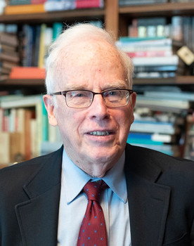 Charles Maier as Entrevistado, especialista em comunismo