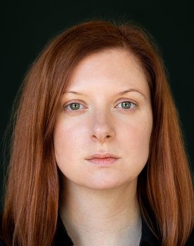 Yulia Gancheva as Ivana