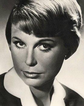 Wera Frydtberg as Frau Brenner
