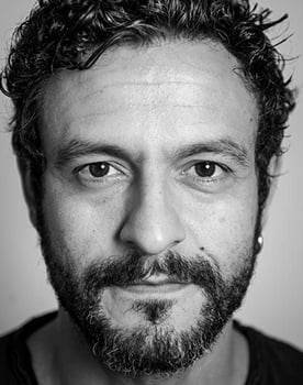 Isak Férriz as 