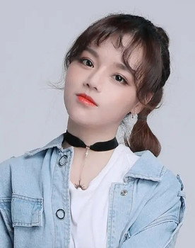 黄霄云