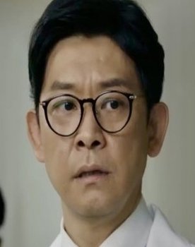 Lee Min Shik as 