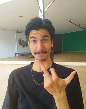 Davi Gouveia as DJ zerok prod