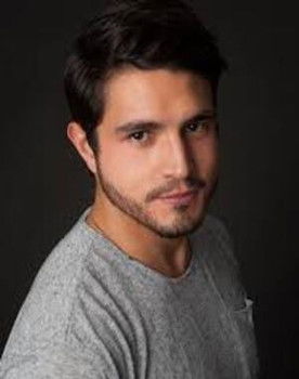 Chris Pascal as Niko