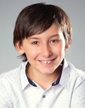 Elliot Léonard as Enfant qui zozote