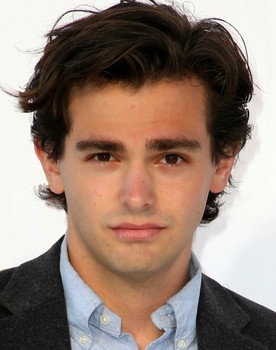 Dakota Lustick as Young Reed