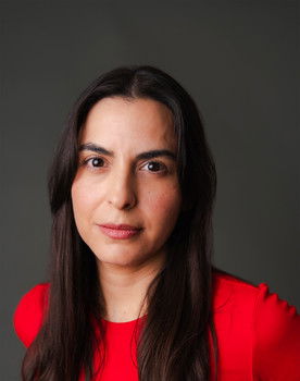 Andrea Martínez as Karina