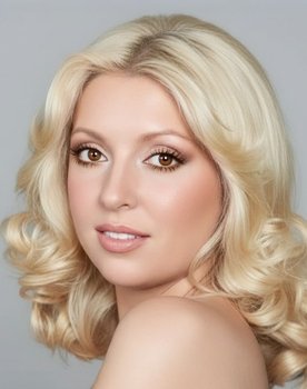 Serpil Nur as Şermin