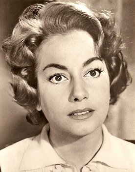 Marisa Merlini as La Postière