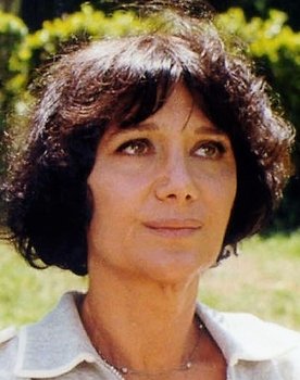 Laura Troschel