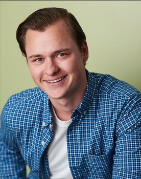 Cooper Tomlinson as 