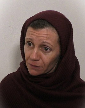 Isabel González Verdejo as Isabel