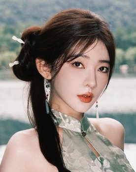 Yang Yi Mo as Jianghu Wanderer