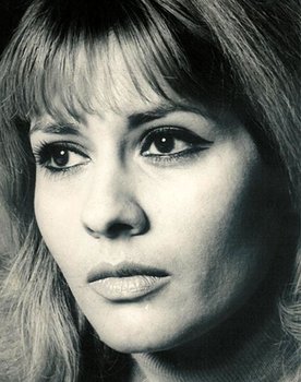 Azar Shiva as Parvin