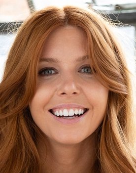 Stacey Dooley as Herself - Presenter