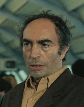 Mario Pilar as Salierno