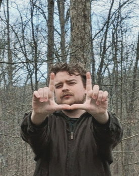 Aidan Smock as Lost man